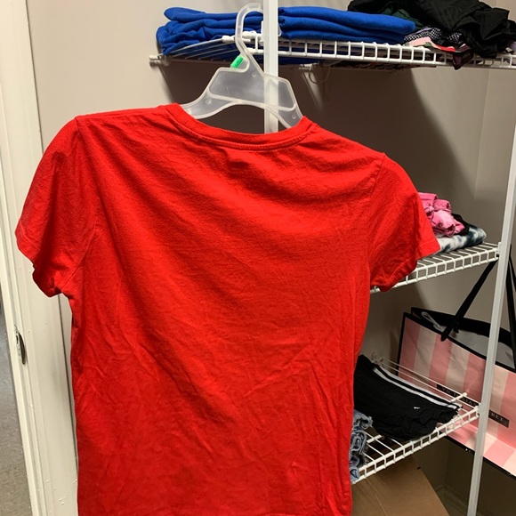 levi’s tee - Picture 3 of 3